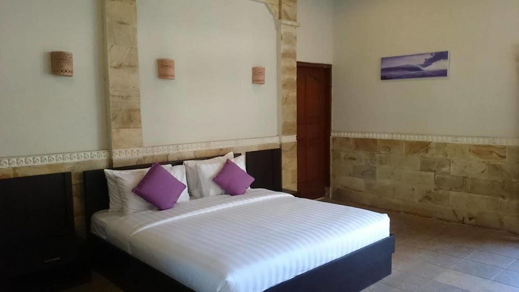 Hana Kuta Beach Hotel Ngoại thất bức ảnh