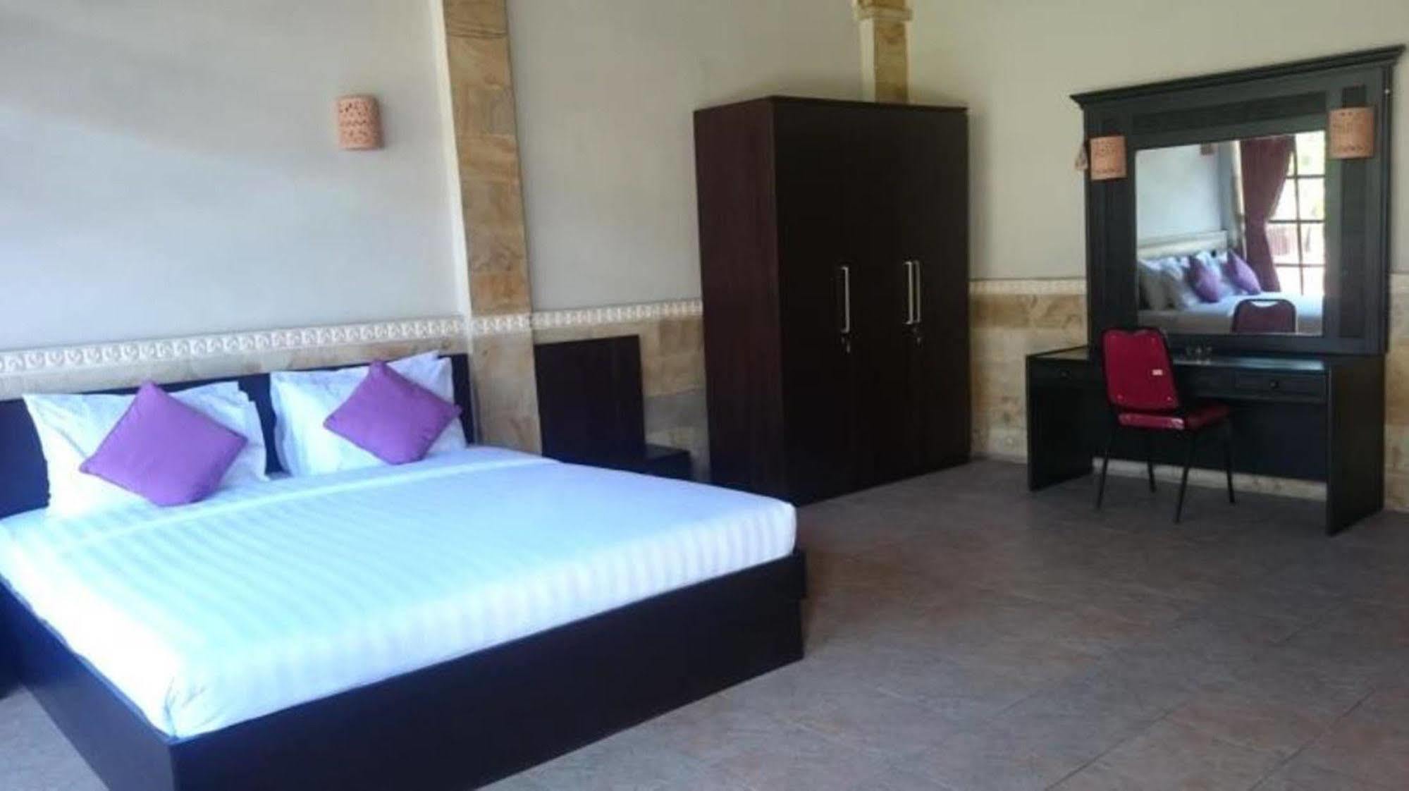 Hana Kuta Beach Hotel Ngoại thất bức ảnh