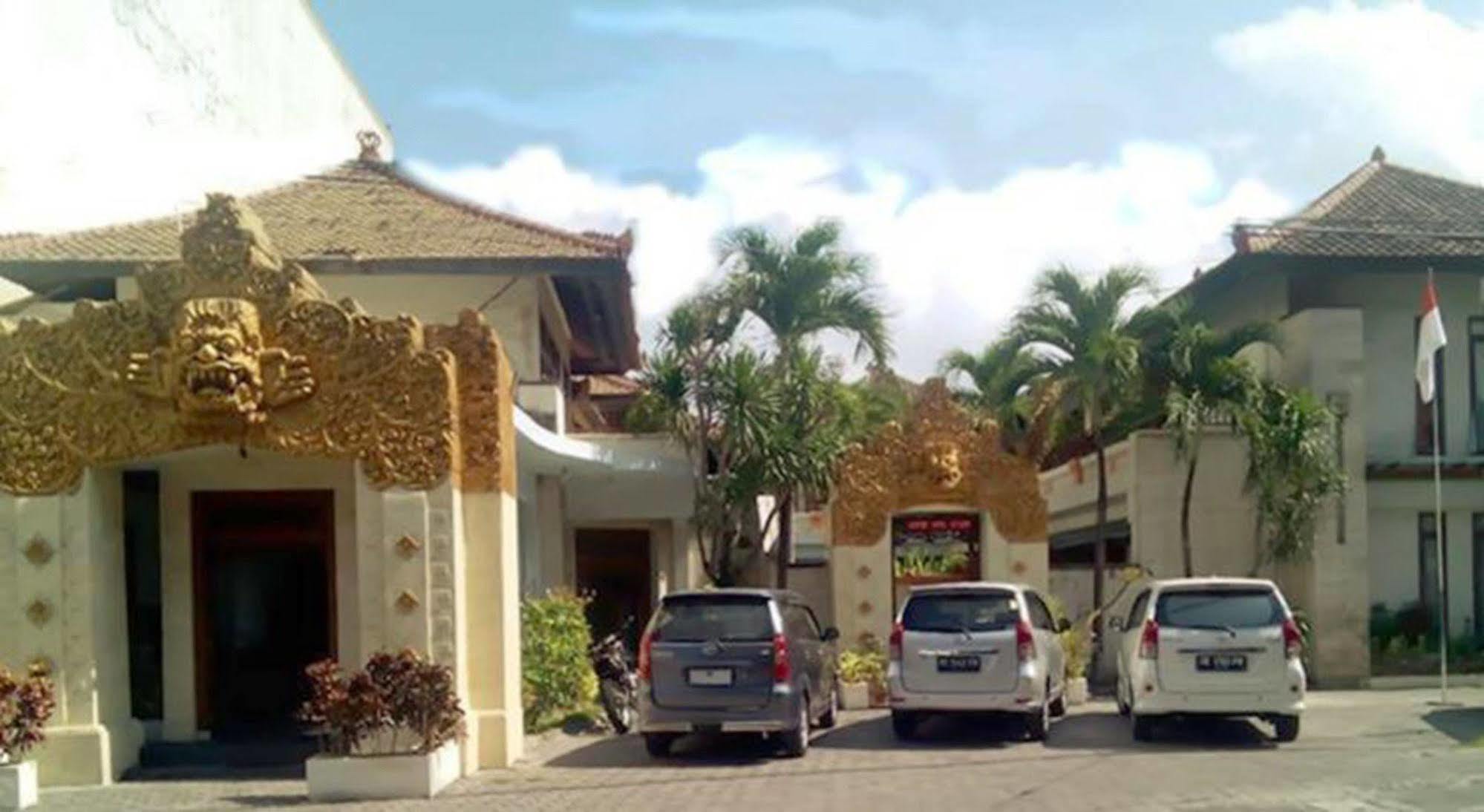 Hana Kuta Beach Hotel Ngoại thất bức ảnh