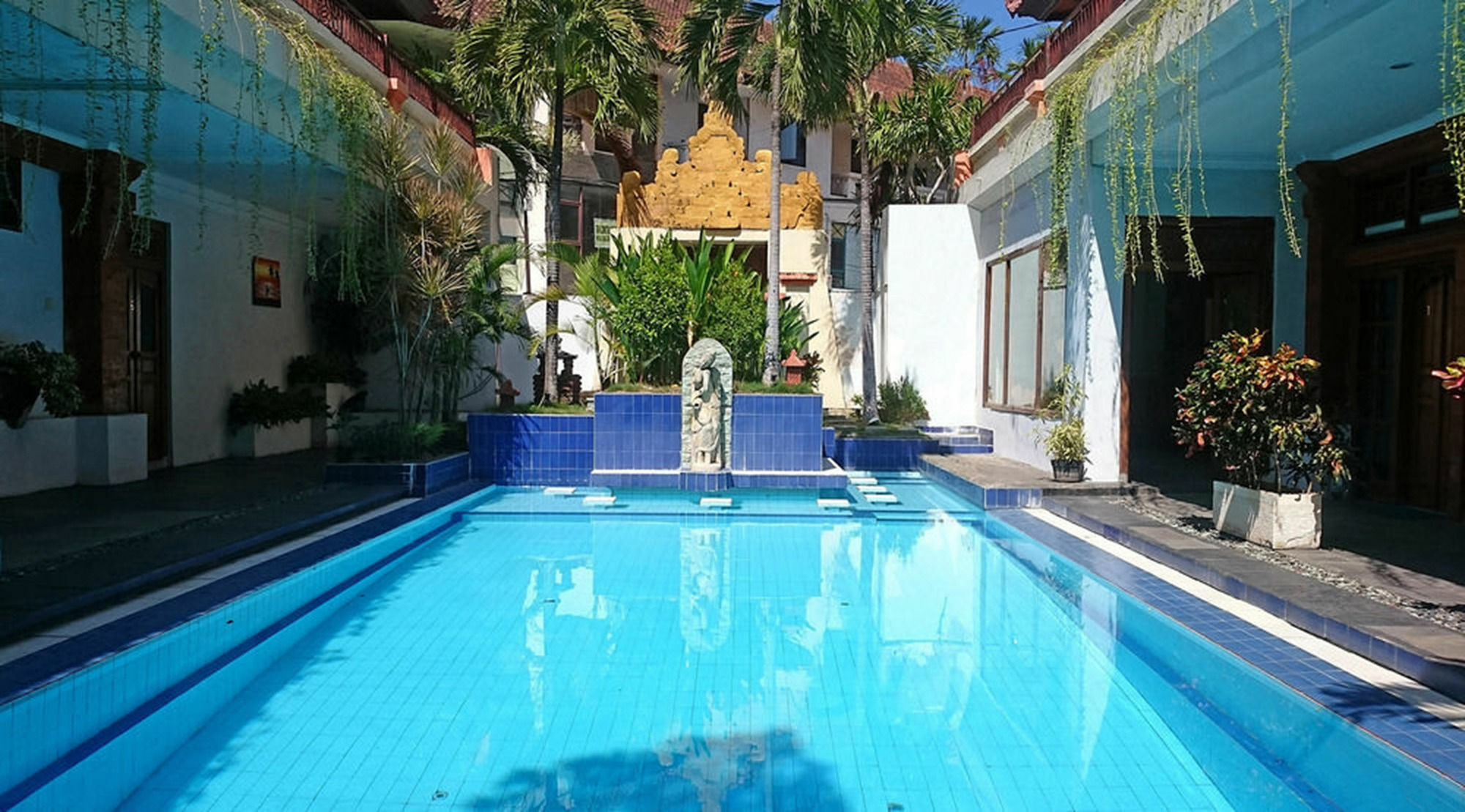 Hana Kuta Beach Hotel Ngoại thất bức ảnh