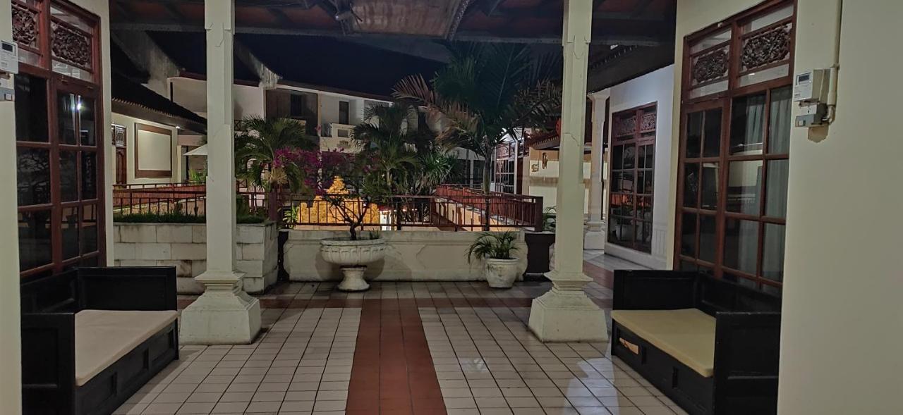Hana Kuta Beach Hotel Ngoại thất bức ảnh